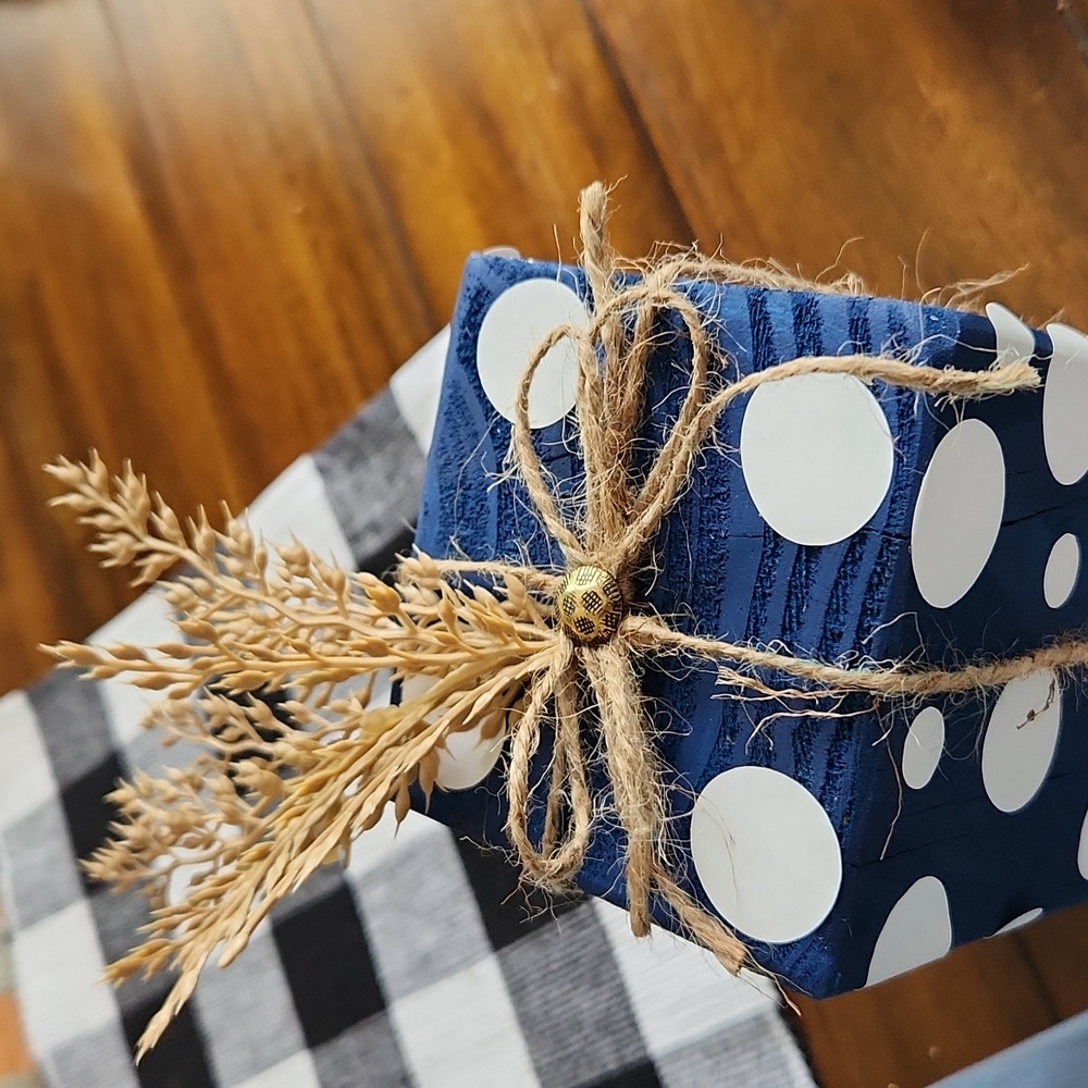Rustic Home Decor - Picture 4 of 6